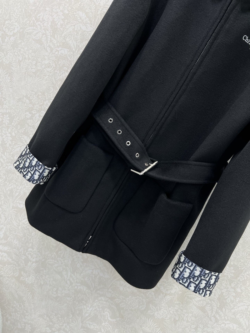 chr1st1an D10r outwear